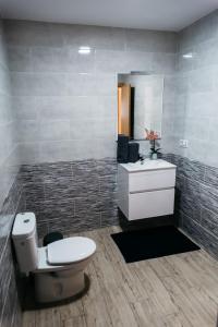 A bathroom at Mirador De Puerto