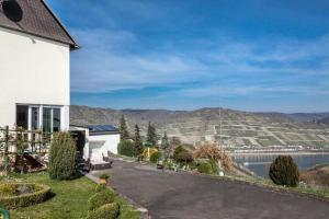 Gallery image of Schau-Rhein#1 - On top of Bacharach, Rhineview in Bacharach