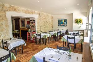Φωτογραφία από το άλμπουμ του Logis Hôtel Restaurant L'Escarbille σε Saint-Martin-dʼArdeche