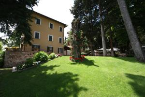 Vonkajšia záhrada v ubytovaní Il Castellaro Country House