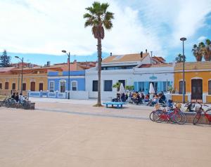 バレンシアにあるApartUP Patacona Beach IIのギャラリーの写真