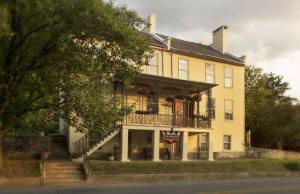 Gallery image of Jacob Rohrbach Inn in Sharpsburg