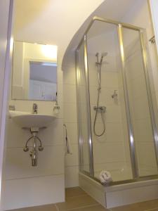 Bany a Hotel Widhof - Check-in im Hotel Nibelungenhof