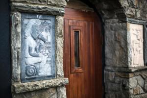 Fotografie z fotogalerie ubytování Maddens Bridge Bar & Guesthouse v destinaci Bundoran