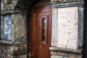 Fotografie z fotogalerie ubytování Maddens Bridge Bar & Guesthouse v destinaci Bundoran