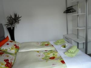 Postel nebo postele na pokoji v ubytování Beach House Nikiti
