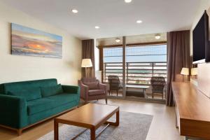 Gallery image of Ramada By Wyndham Bursa Cekirge Thermal & Spa in Bursa