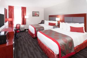 Gallery image of Ramada Plaza by Wyndham Chicago North Shore in Wheeling +16 photos