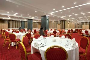 Restaurace v ubytování Ramada Encore by Wyndham Gebze