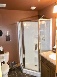 Phòng tắm tại Boyne Mountain Creekside Condo