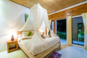 صورة لـ Crystal Bay Bungalows في نوسا بينيدا