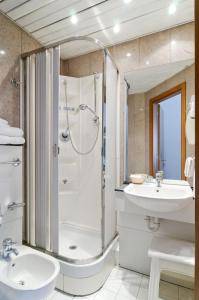 Kúpeľňa v ubytovaní Antico Albergo Madonna + 26 fotografií