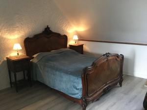 Ένα ή περισσότερα κρεβάτια σε δωμάτιο στο Le Triplex Gambetta