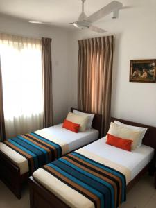 Postel nebo postele na pokoji v ubytování Onthree20 Res - 2 Room 3 Beds 100 sqm Spacious Apartment
