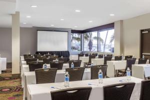 Area bisnis dan/atau ruang konferensi di Wyndham San Diego Bayside