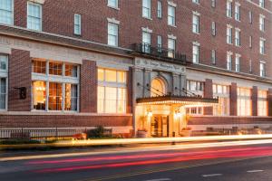 صورة لـ The George Washington - A Wyndham Grand Hotel في وينشستر