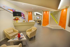Petit Hotel Elita的休息区