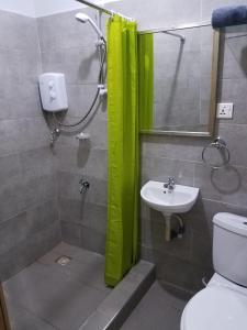 Koupelna v ubytování Sharp Guesthouse