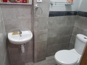Koupelna v ubytování Sharp Guesthouse