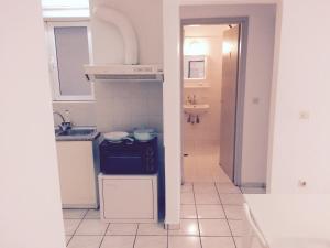 A bathroom at Korona Beach Apartments II