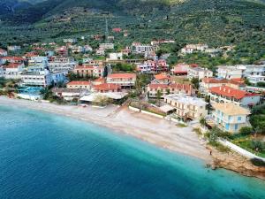 Gallery image of Fotopoulos Apartments in Xiropigado