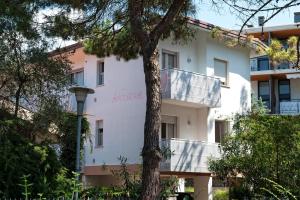 The building in which Az apartmant is located