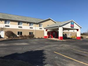 Gallery image of SureStay Plus Hotel by Best Western Bettendorf in Bettendorf