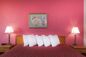 Gallery image of Days Inn by Wyndham Mason City in Mason City