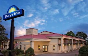Gallery image of Days Inn by Wyndham Cleveland TN in Cleveland