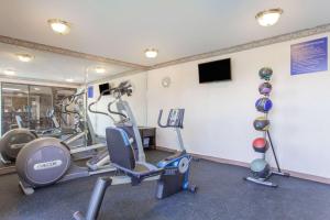 Fitness centrum a/nebo fitness zařízení v ubytování Days Inn by Wyndham Picayune