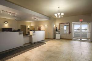 Days Inn by Wyndham Moose Jaw