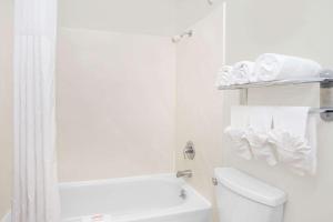 Gallery image of Days Inn by Wyndham Turlock in Turlock