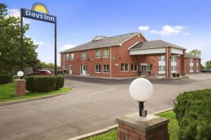 Gallery image of Days Inn by Wyndham Stouffville in Stouffville