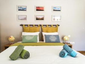 A bed or beds in a room at The Grove House
