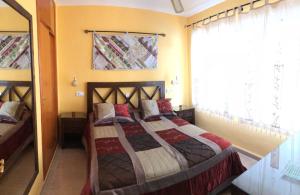 Posteľ alebo postele v izbe v ubytovaní Apartamento Las Palomas Beach 201