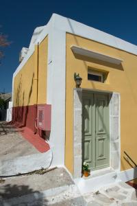 Gallery image of Penelope Apartment in Symi