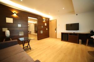 TV/Unterhaltungsangebot in der Unterkunft Native INN By Heda Hospitality