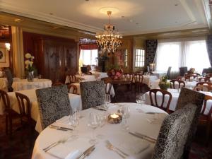 Posezení v ubytování Hôtel Restaurant Erckmann Chatrian