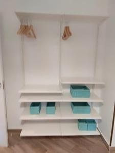 Zdjęcie z galerii obiektu Apartamento a 150 metros del Mar, parking y Wifi w mieście Salobreña
