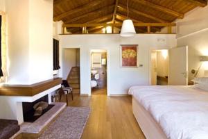 Posteľ alebo postele v izbe v ubytovaní Enastron Guesthouse