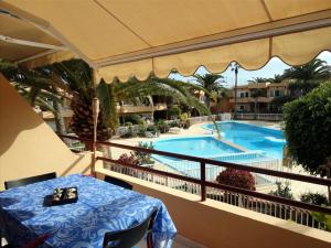 The swimming pool at or close to LasVistasApartment