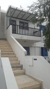 Το κτήριο όπου στεγάζεται  το διαμέρισμα