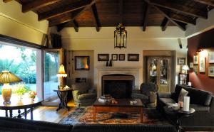 A seating area at Anna's Mansion