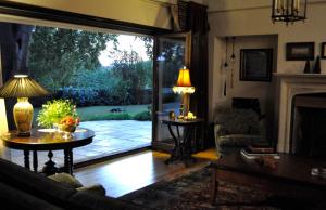 A seating area at Anna's Mansion