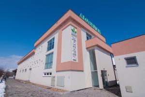 Budova, kde se motel nachází