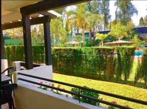 En have udenfor Puerto Banus with private garden