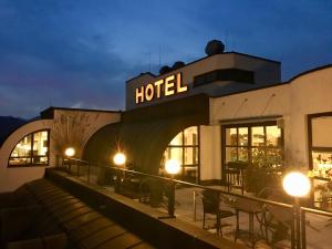 Das Gebäude in dem sich das Hotel befindet