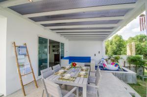 Khu vực ghế ngồi tại Casa Bellavista