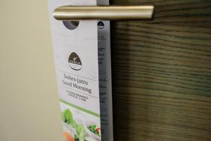 Certifikát, hodnocení, plakát nebo jiný dokument vystavený v ubytování Perla Residence Hotel & SPA