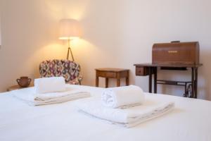 Casa Portas de Portugal – Comfort in Lagos tesisinde bir odada yatak veya yataklar